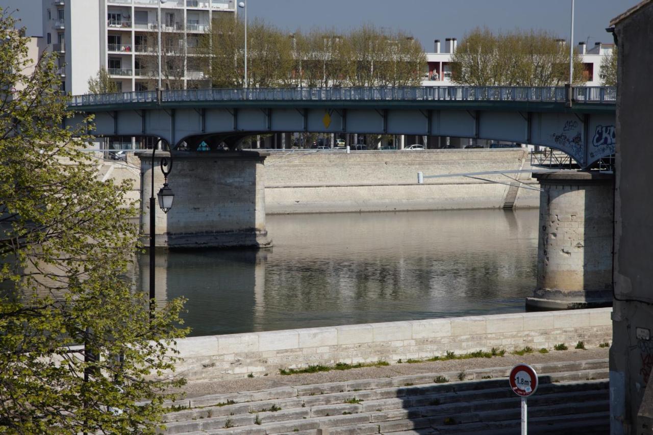 Apartament Laincel - Clim - Balcon Arles Zewnętrze zdjęcie